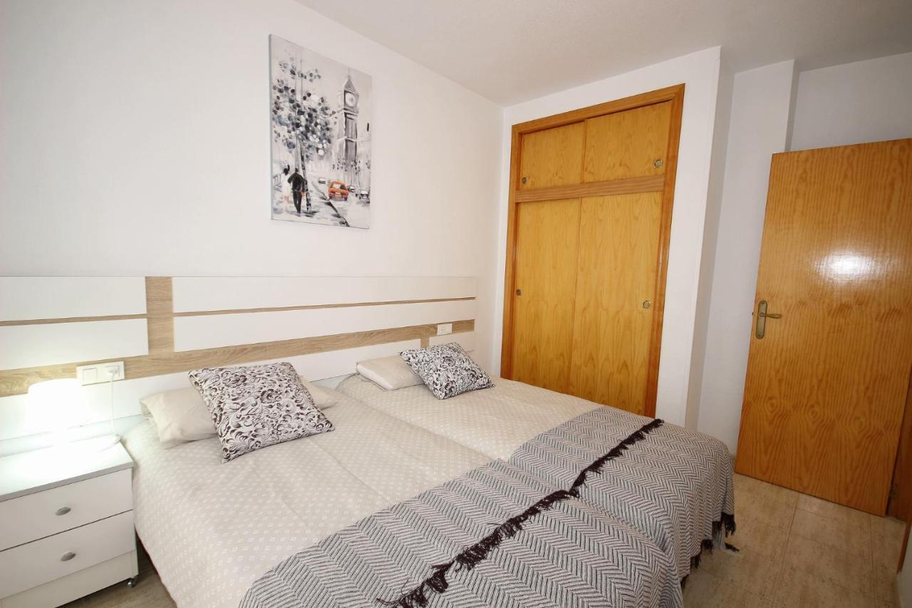Del Cura Beach Apartment Torrevieja Exterior photo